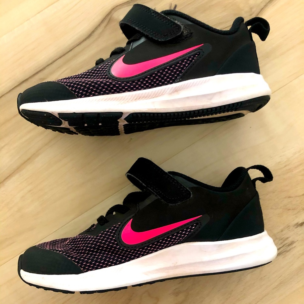 Girls Nike’s